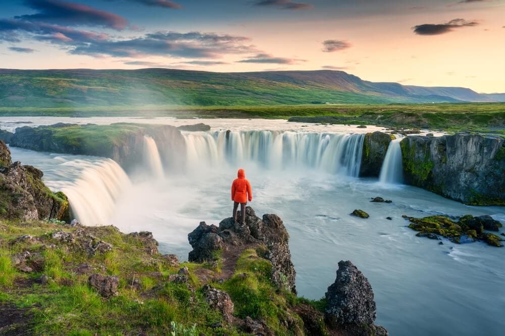 Best Time to Visit Iceland