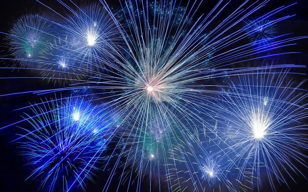 Happy New Year in Iceland: what to know before your self-drive trip