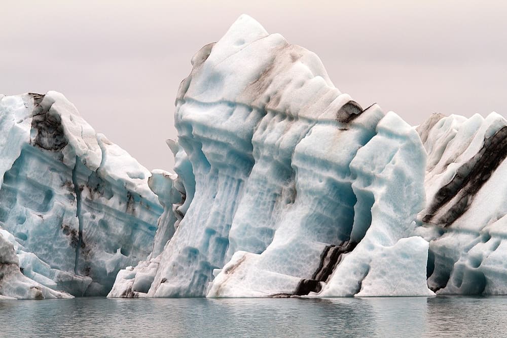 Iceland's top tourist attractions, and how to plan a driving route between them