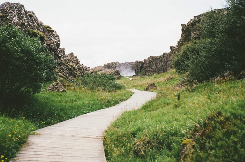 Þingvellir is a great spot for northern lights hunt in iceland