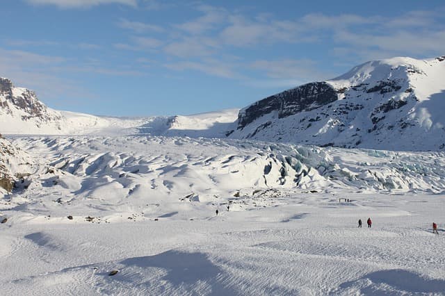 Iceland skiing in the spring
