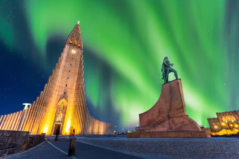 Northern lights and Hallgrímskirkja Church in Reykjavik