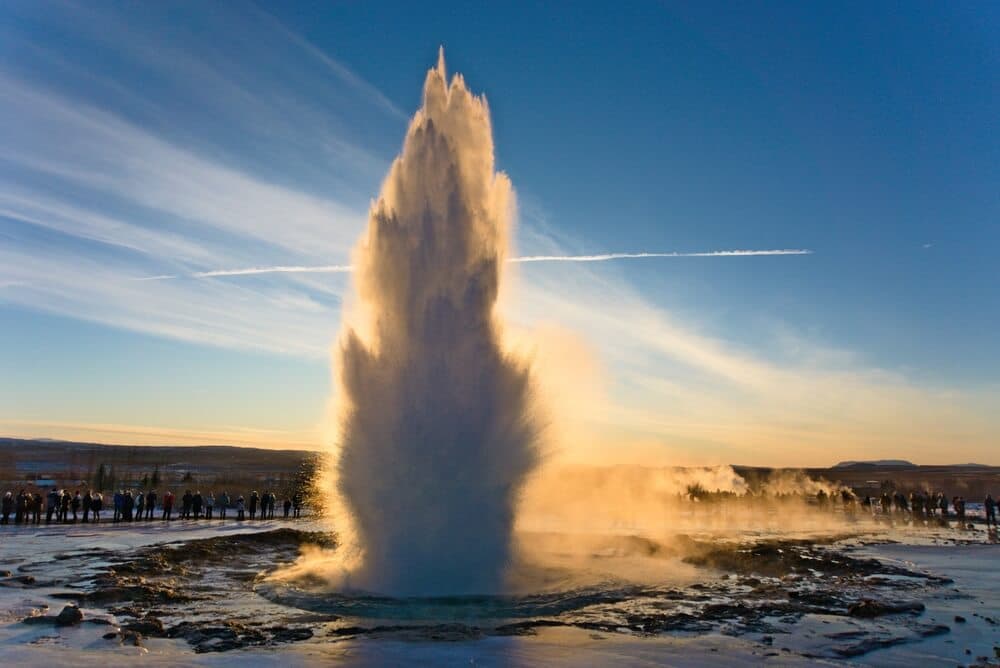 Blue Car Rental Strokkur am Geysir