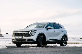 Blue best value car rental in Iceland.