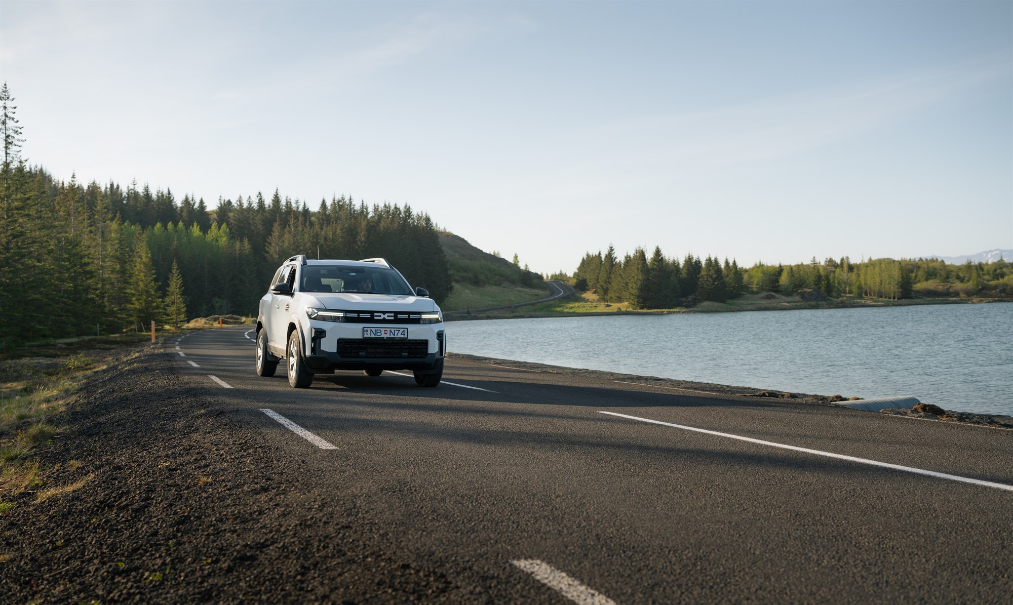 4x4 on the ring road in Iceland.