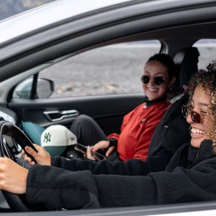 5 Steps to Finding the Best Car Rental Company in Iceland