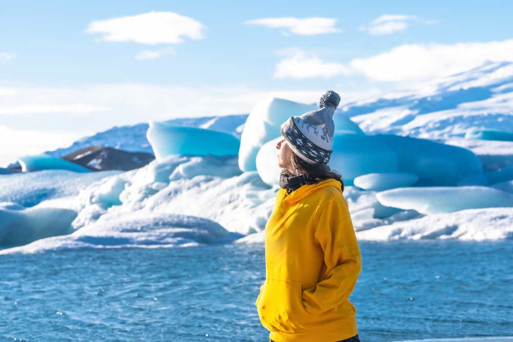 Jökulsárlón, glacier lagoon on Iceland south coast in summer.