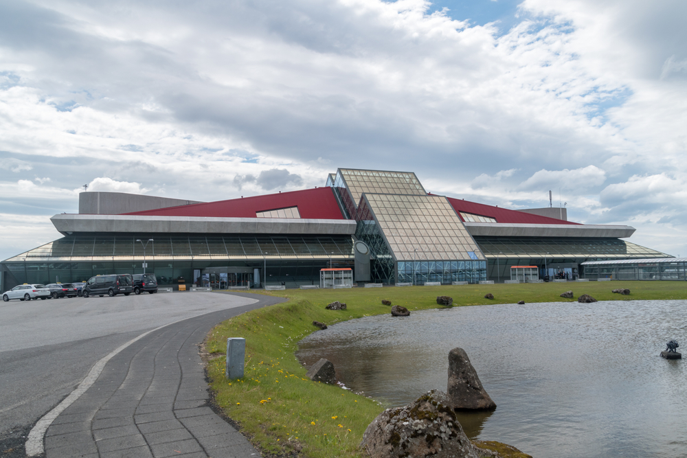 Outside the terminal at Kef airport in summer.