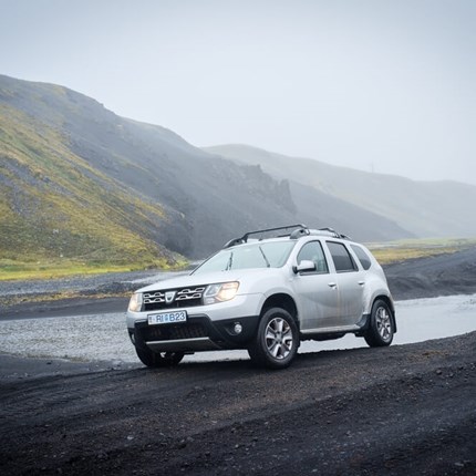 Discover Iceland’s Best 4x4 Rental: The Dacia Duster