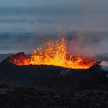 Do not walk to the Eruption: Iceland Volcano Guide