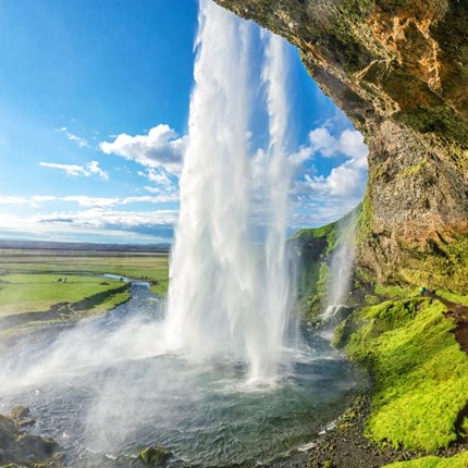 Top Icelandic Waterfalls Accessible by Rental Car